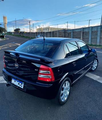 CHEVROLET ASTRA 2.0 MPFI ADVANTAGE 8V FLEX 4P MANUAL